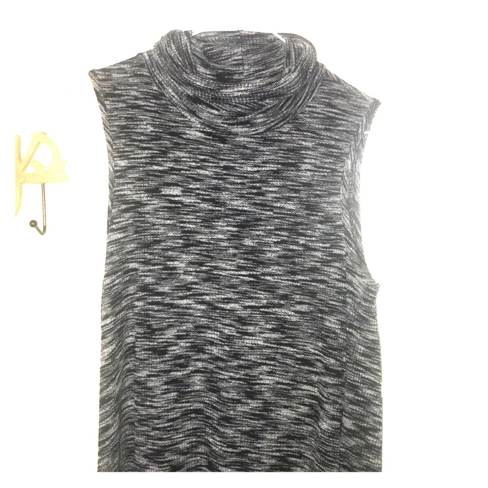 Turtleneck sleeveless sweater dress